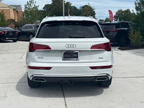 Used 2023 Audi Q5 e Premium Plus w/ Premium Plus Package AWD/4WD image 6