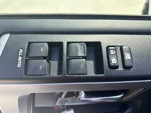 Used 2023 Toyota 4Runner SR5 image 15