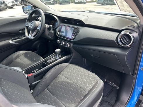 Certified 2024 Nissan Kicks SV w/ Exterior Package FWD image 41