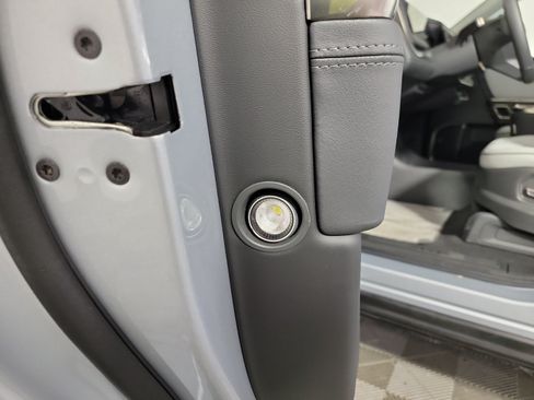 Used 2024 Rivian R1S Adventure AWD/4WD image 32