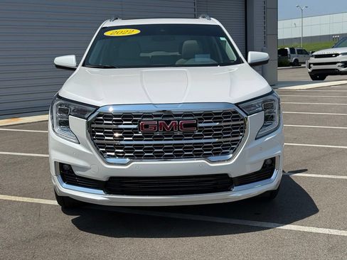 Used 2022 GMC Terrain Denali AWD/4WD image 2