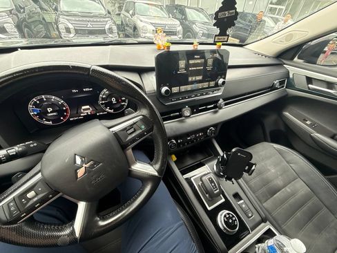 Used 2022 Mitsubishi Outlander SE FWD image 7