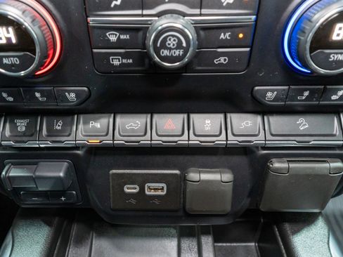 Used 2020 Chevrolet Silverado 2500 High Country w/ Safety Package II image 27