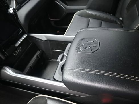 Used 2021 RAM 1500 Laramie w/ Sport Appearance Package image 9