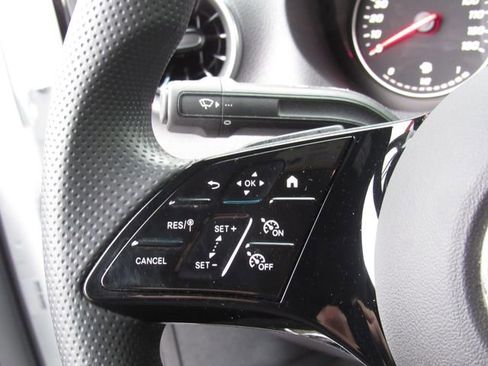 Used 2025 Mercedes-Benz Sprinter 2500 image 26