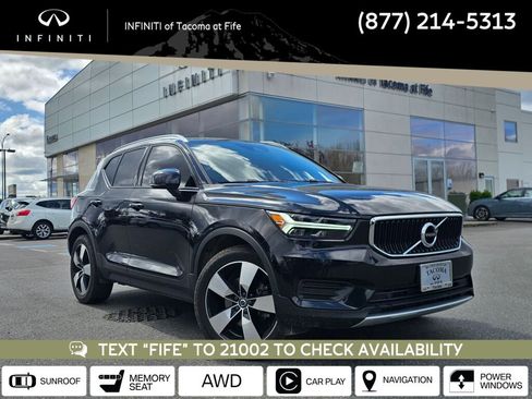 Used 2020 Volvo XC40 T5 Momentum w/ Protection Package Premier AWD/4WD image 1