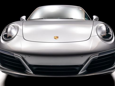 Used 2019 Porsche 911 Carrera S image 31