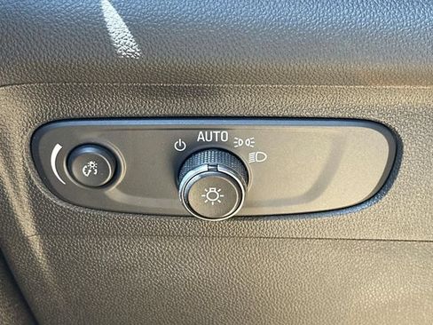 Used 2023 Buick Envision Preferred AWD/4WD image 26