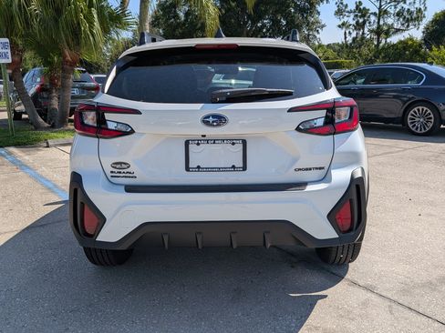 Used 2026 Subaru Crosstrek 2.5i Premium AWD/4WD image 5