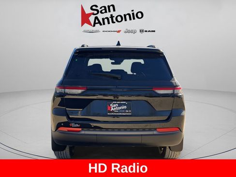New 2026 Jeep Grand Cherokee Altitude AWD/4WD image 8