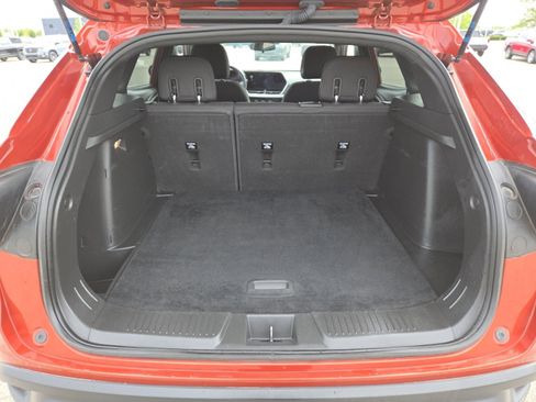Used 2024 Chevrolet Trax RS w/ Driver Confidence Package FWD image 19