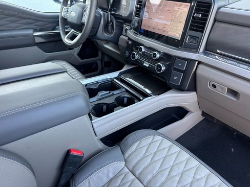 New 2026 Ford F250 Platinum image 16