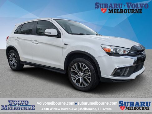 Used 2018 Mitsubishi Outlander Sport FWD image 1