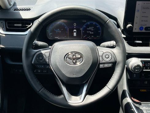 Used 2025 Toyota RAV4 Limited w/ Advanced Technology Package AWD/4WD image 11