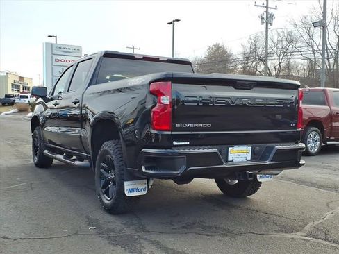 Used 2024 Chevrolet Silverado 1500 LT Trail Boss w/ Protection Package image 5
