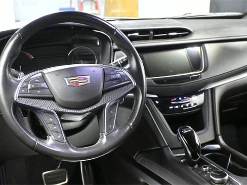 Certified 2021 Cadillac XT5 Sportv image 12