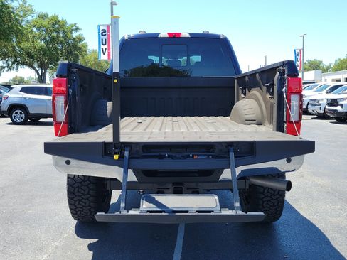 Used 2021 Ford F250 Lariat w/ Lariat Ultimate Package AWD/4WD image 10