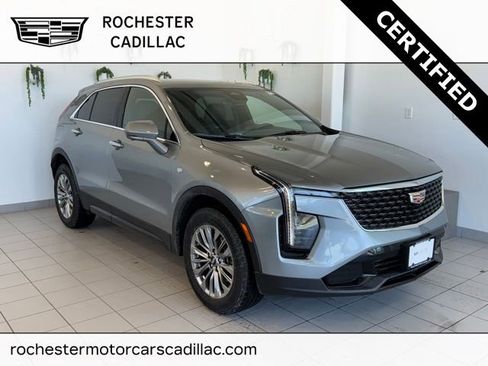 Certified 2025 Cadillac XT4 Premium Luxury AWD/4WD image 1