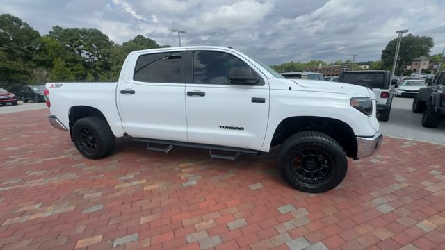 Used 2019 Toyota Tundra SR5 w/ SR5 Upgrade Package AWD/4WD image 4