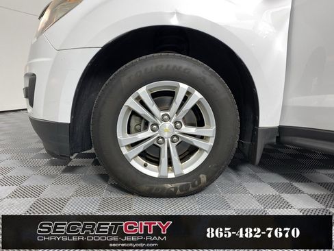 Used 2015 Chevrolet Equinox LS image 9