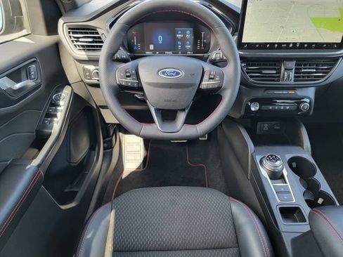 Certified 2023 Ford Escape ST-Line w/ Tech Pack #1 AWD/4WD image 31