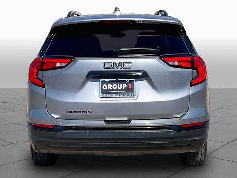 Used 2020 GMC Terrain SLE w/ Driver Convenience Package FWD image 5