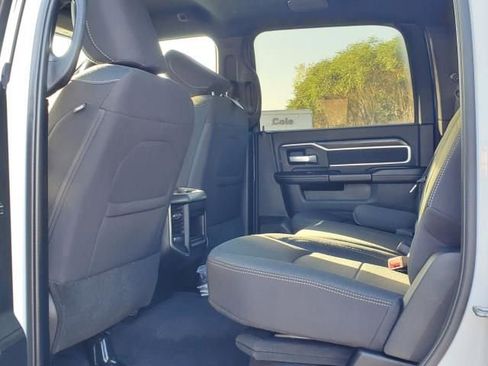 Used 2025 RAM 3500 Big Horn image 26