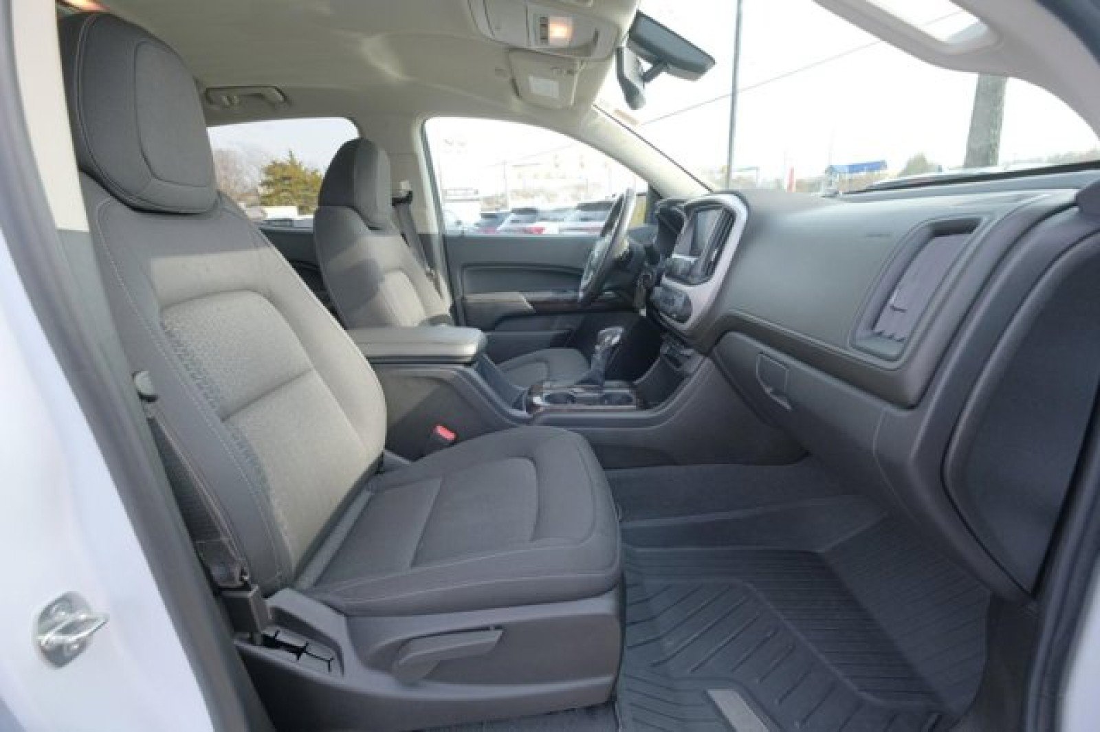 Used 2022 GMC Canyon Elevation w/ Trailering Package AWD/4WD image 12