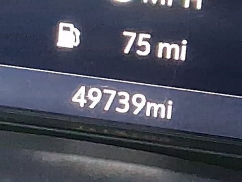 Used 2024 Buick Enclave Essence w/ Sport Touring Edition image 10