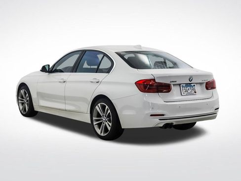 Used 2017 BMW 330i xDrive Sedan AWD/4WD image 3