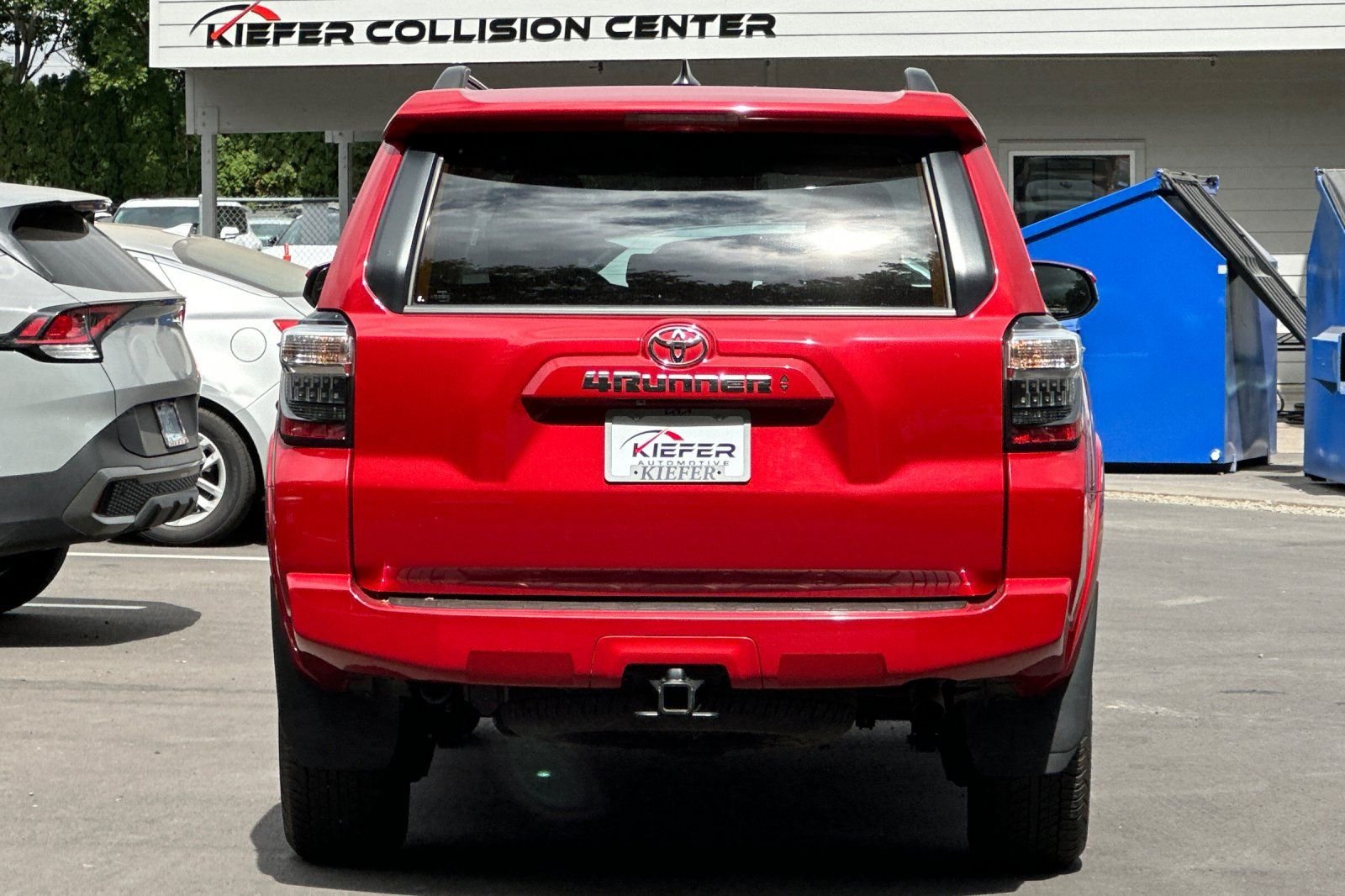 Used 2024 Toyota 4Runner SR5 AWD/4WD image 5
