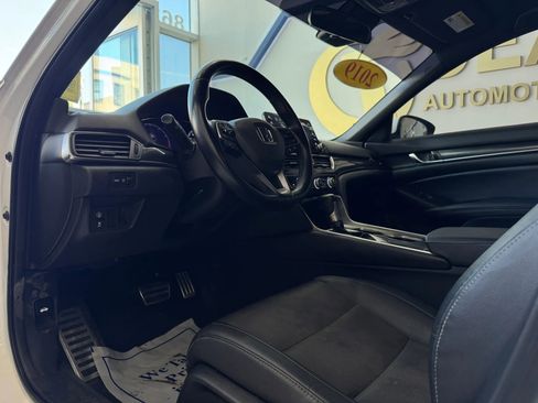 Used 2019 Honda Accord Sport image 13