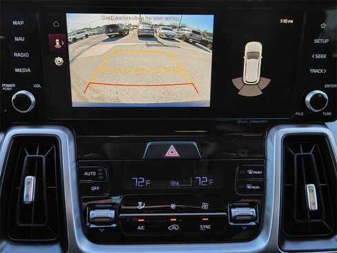 Certified 2023 Kia Sorento S image 18