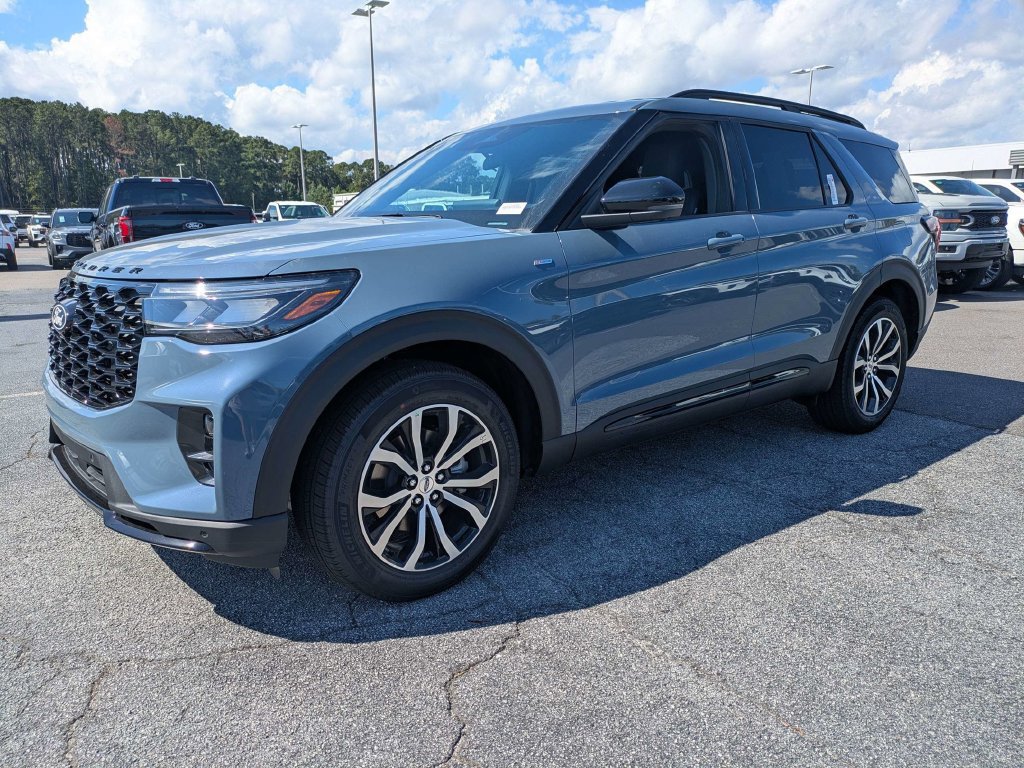 New 2027 Ford Explorer ST-Line RWD image 8