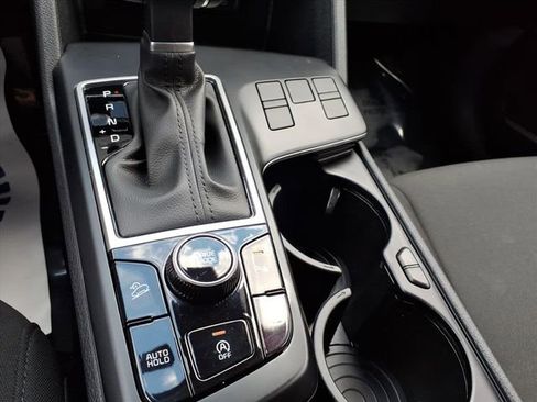 Used 2025 Kia Sportage LX image 26