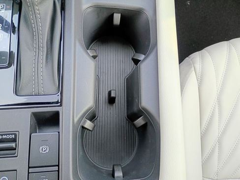 New 2026 Nissan Sentra SL w/ Floor Mat Package FWD image 20