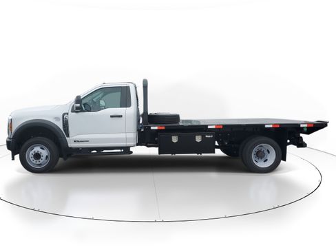 New 2024 Ford F550 2WD Regular Cab Super Duty image 4