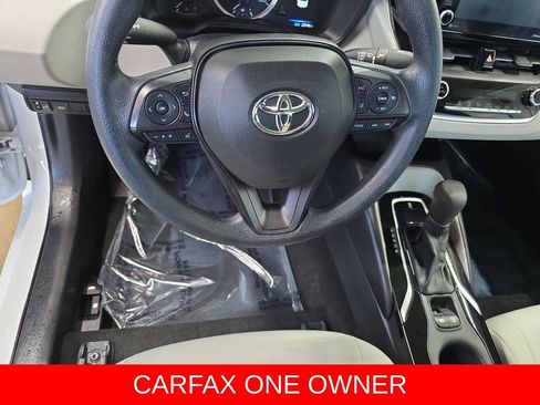 Used 2022 Toyota Corolla LE FWD image 16