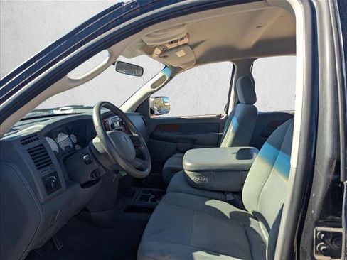Used 2006 Dodge Ram 2500 Truck SLT image 9