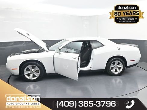 Used 2023 Dodge Challenger SXT image 21