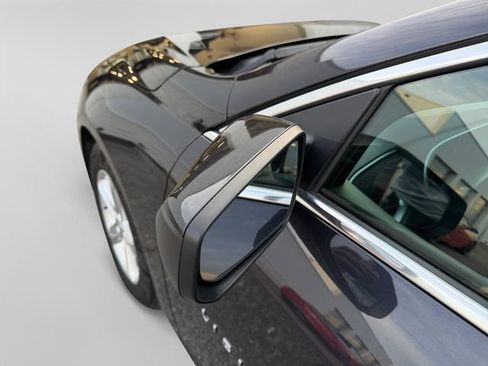 Used 2023 Chevrolet Malibu LT FWD image 10