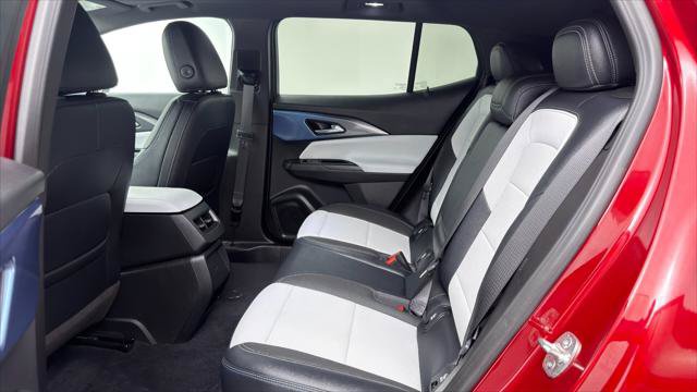 Used 2025 Chevrolet Equinox EV LT w/ Convenience Package FWD image 17