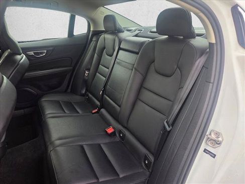 Used 2019 Volvo S60 T5 Inscription FWD image 15