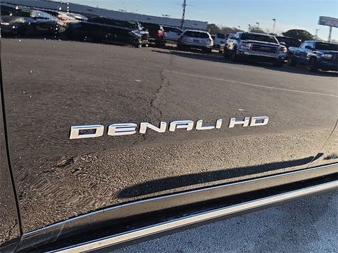 New 2026 GMC Sierra 2500 Denali w/ Denali Reserve Package image 14