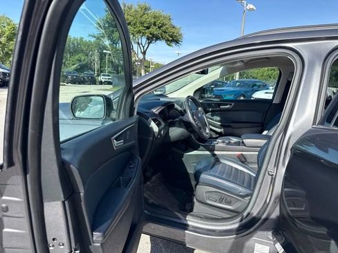 Used 2022 Ford Edge SEL w/ Sport Appearance Package AWD/4WD image 13