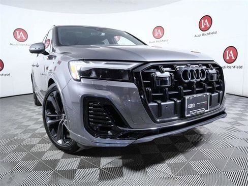 Used 2025 Audi Q7 3.0T Premium Plus w/ Premium Plus Package image 2