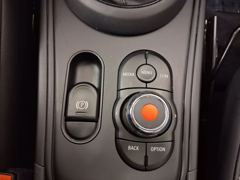 Used 2019 MINI Cooper Countryman FWD image 30