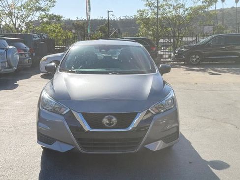 Used 2020 Nissan Versa S FWD image 7