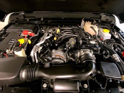 Used 2022 Jeep Wrangler Unlimited Rubicon w/ Steel Bumper Group image 30