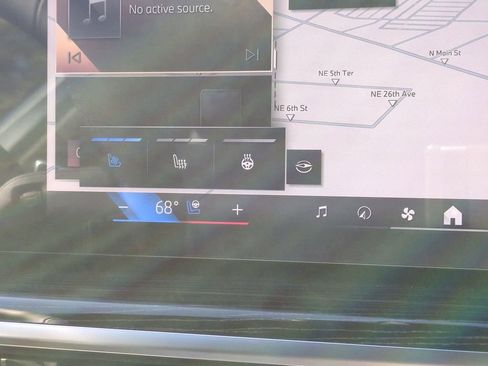 New 2026 BMW X6 xDrive40i w/ Executive Package image 24